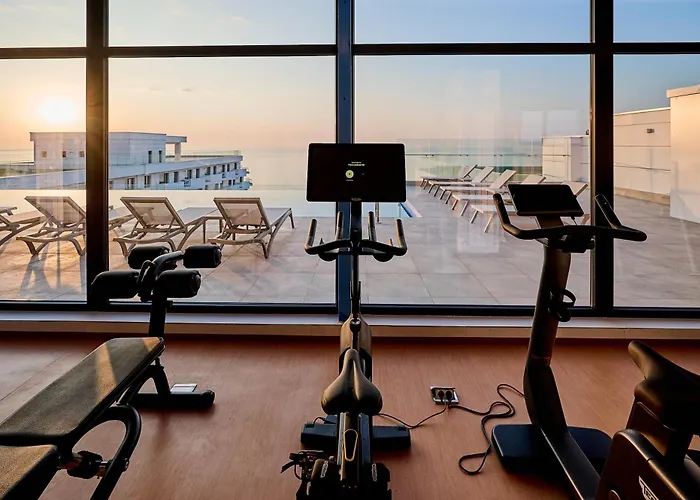 Shelly - Infinity Pool & Apartment