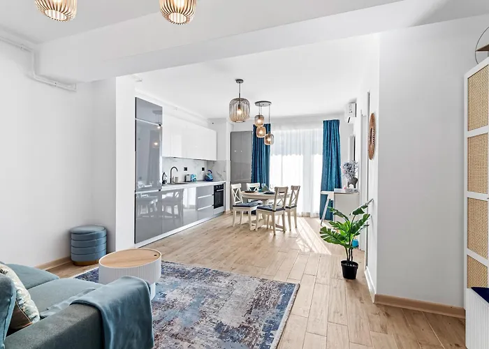 Apartment Shelly - Infinity Pool & Năvodari