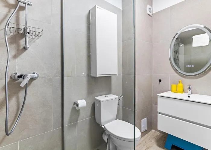 Shelly - Infinity Pool & Apartment